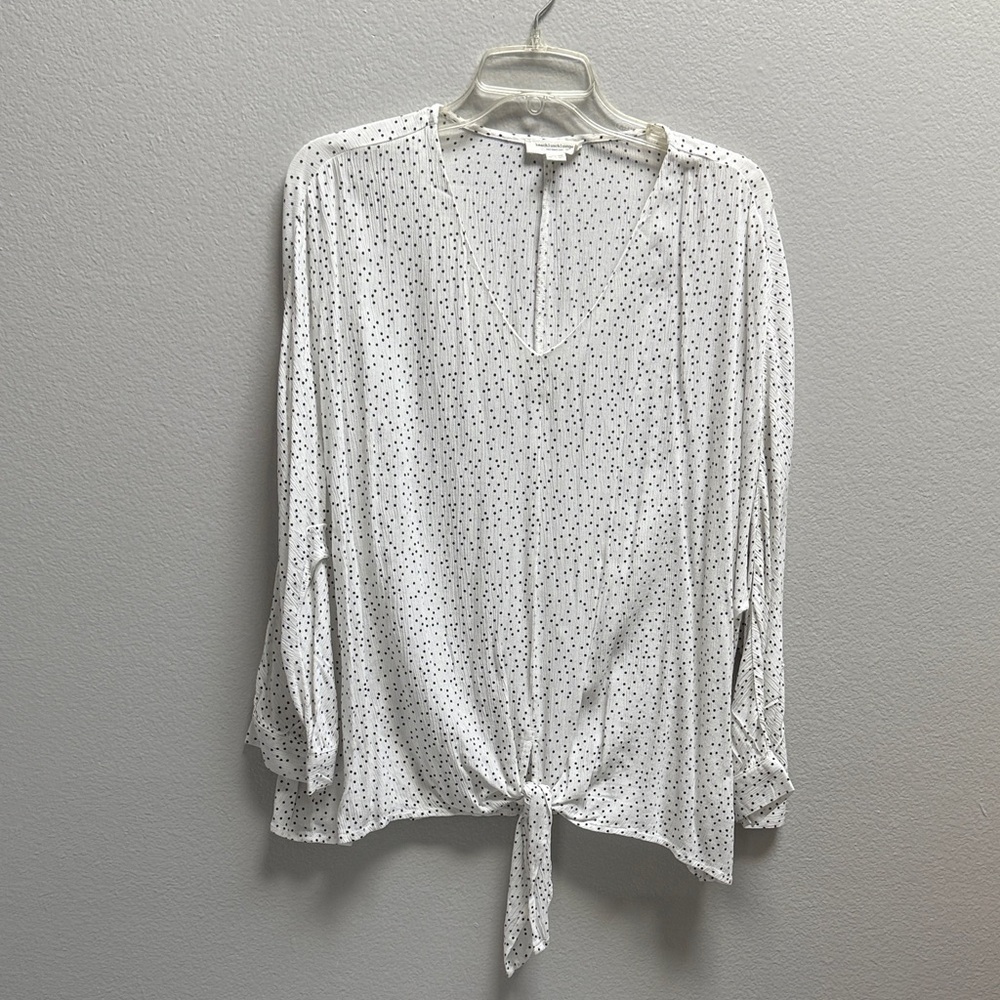 beachlunchlounge White and Black Polka Dot Blouse